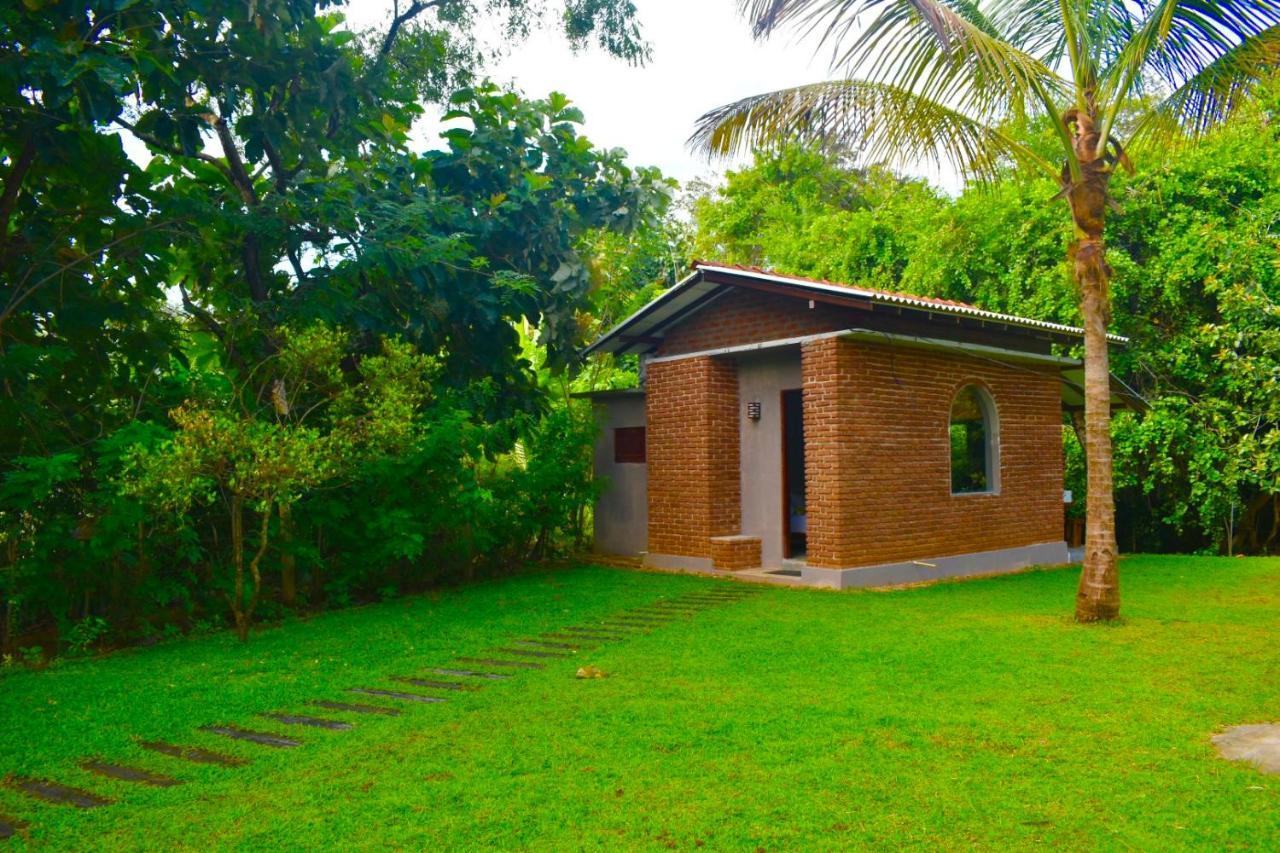 Sayon River Cottage&Eco Garden Monaragala Esterno foto